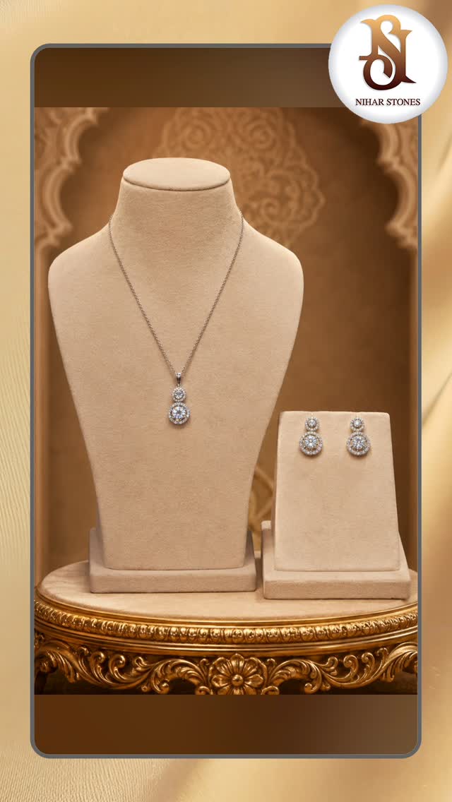 Silver pendant set
